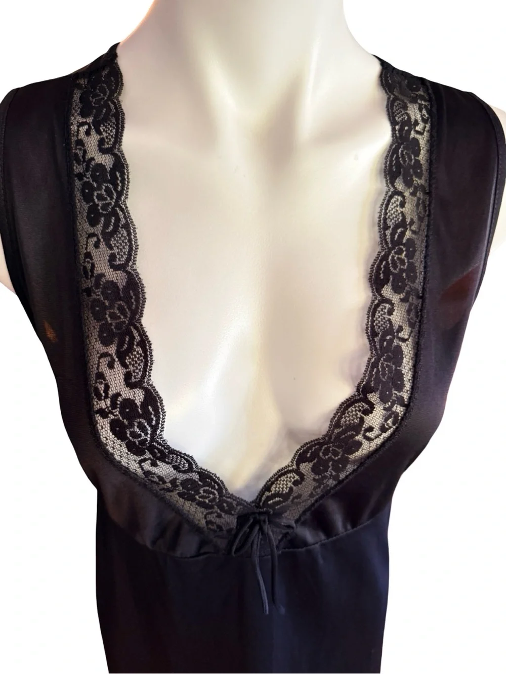 Glencroft Black Nylon Lace V-Neck Maxi Nightgown Vintage 60s M - Picture 6 of 11